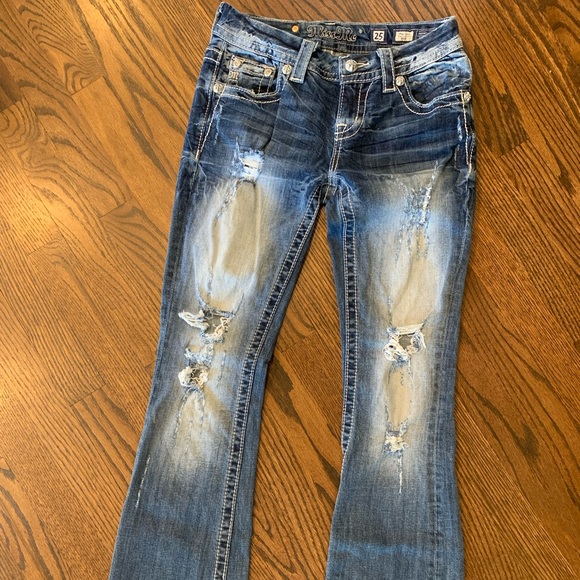Boot Cut Mid Rise Miss Me Jeans - Picture 4 of 5